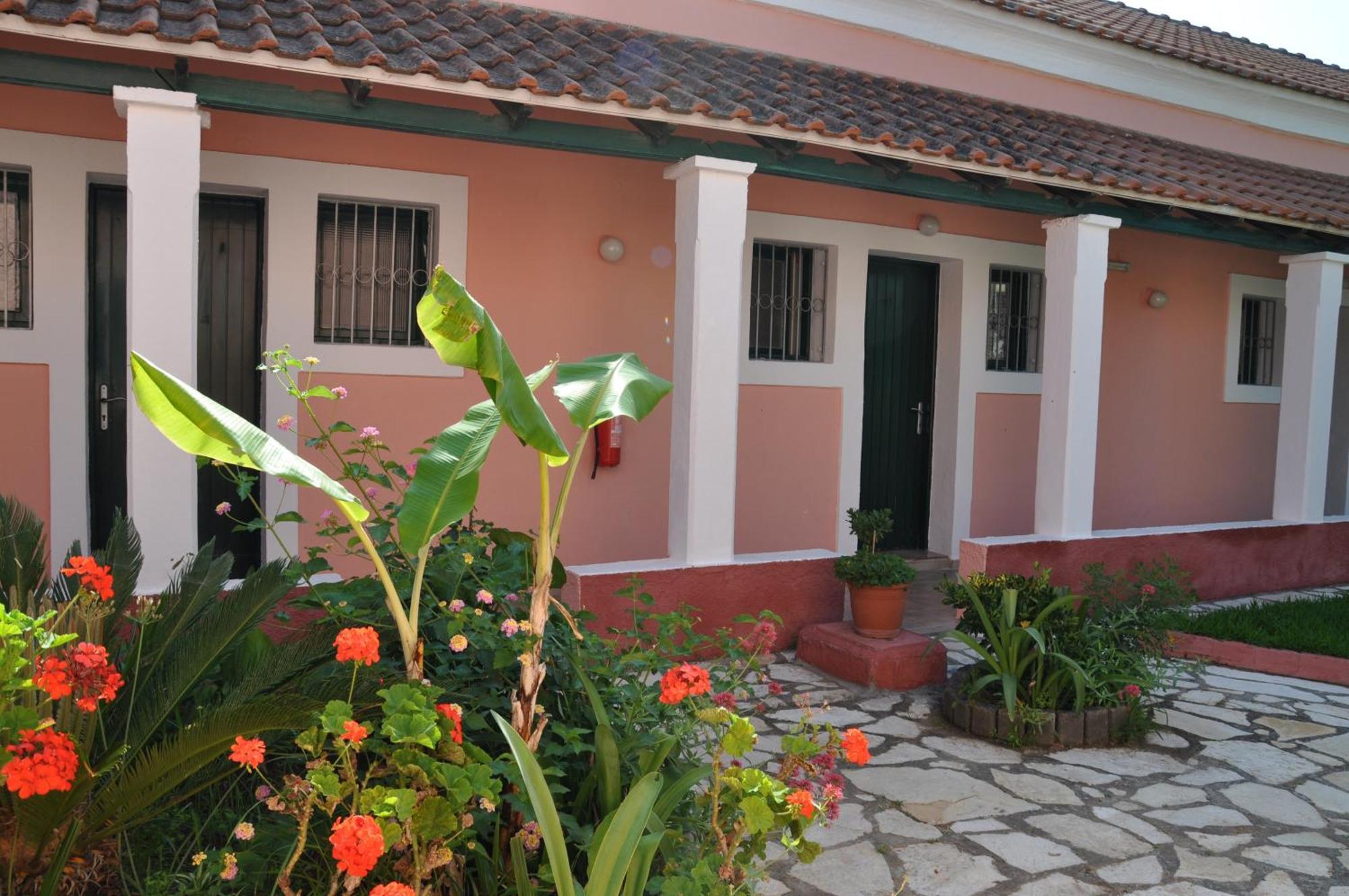 Tassos Apartments Corfu  Eksteriør billede
