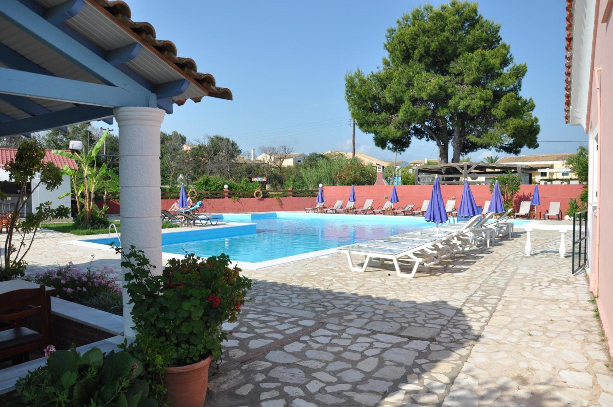 Tassos Apartments Corfu  Eksteriør billede