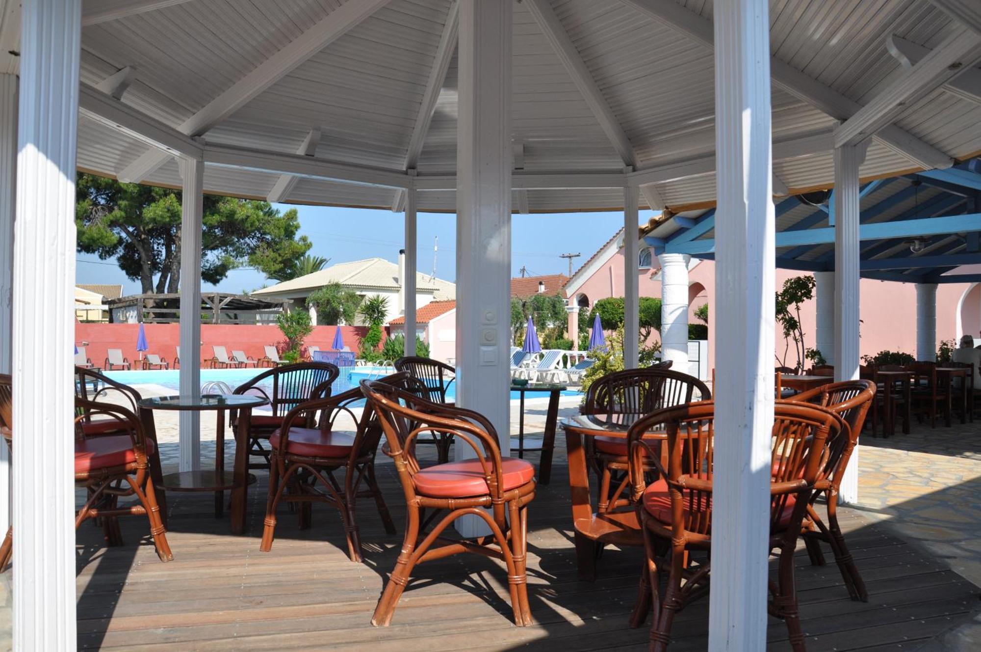 Tassos Apartments Corfu  Eksteriør billede