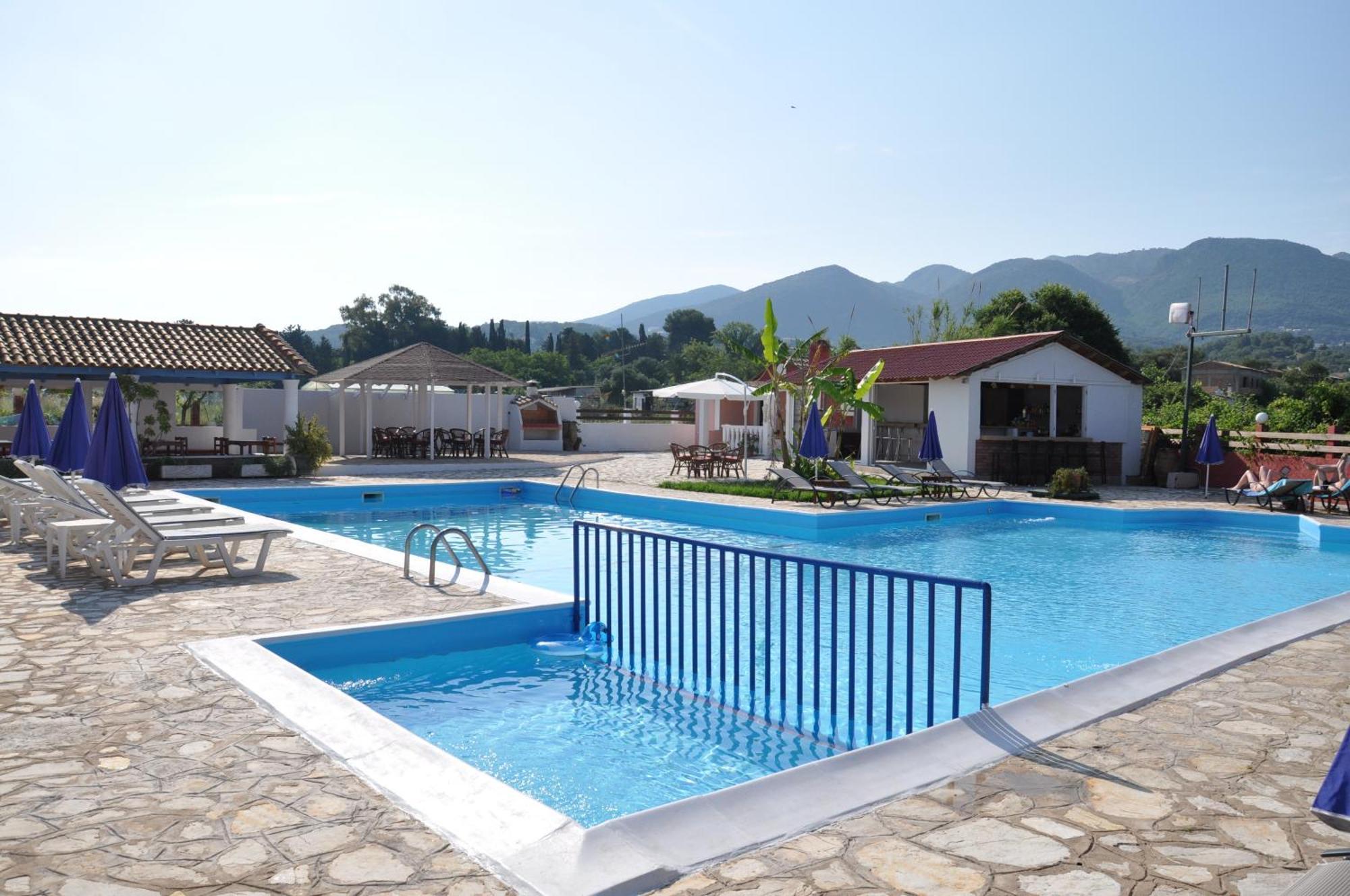 Tassos Apartments Corfu  Eksteriør billede