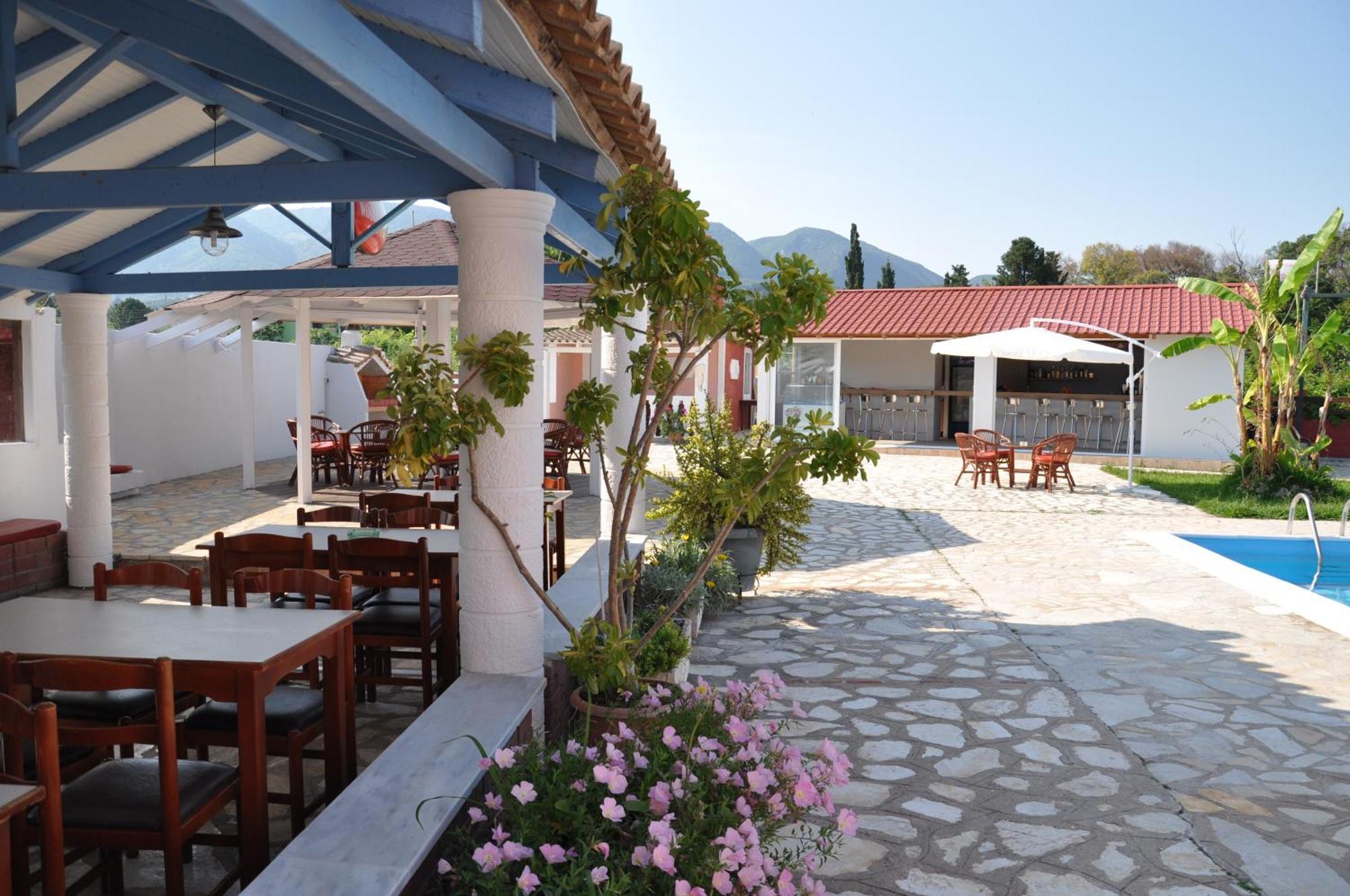 Tassos Apartments Corfu  Eksteriør billede