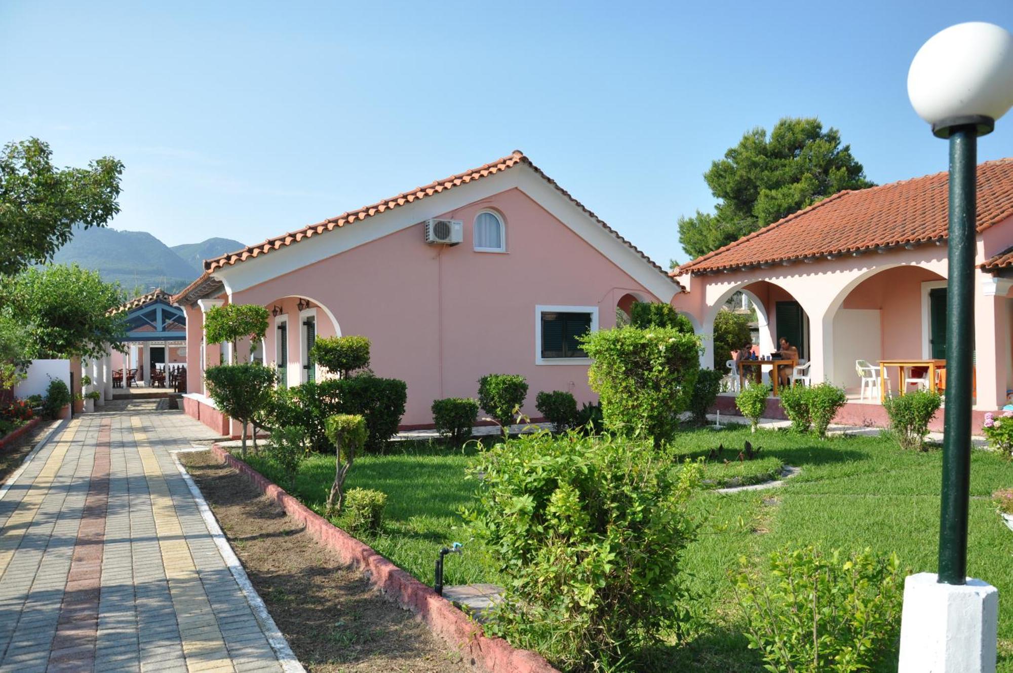 Tassos Apartments Corfu  Eksteriør billede