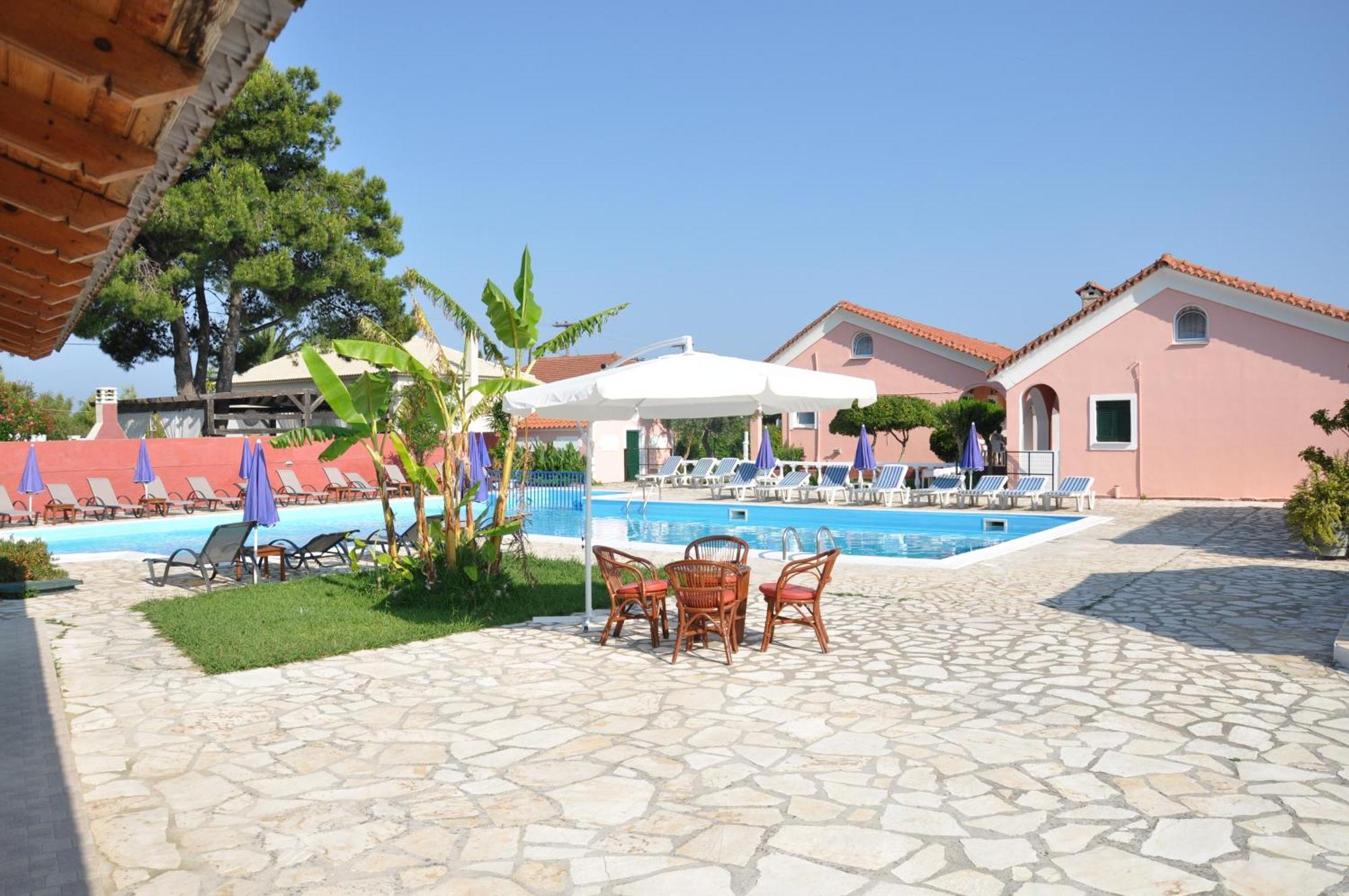 Tassos Apartments Corfu  Eksteriør billede