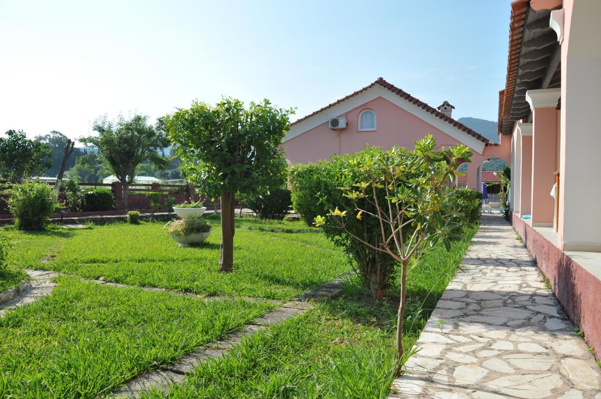 Tassos Apartments Corfu  Eksteriør billede
