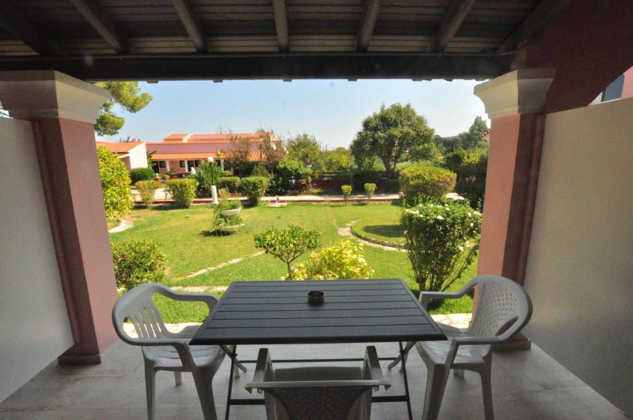 Tassos Apartments Corfu  Eksteriør billede